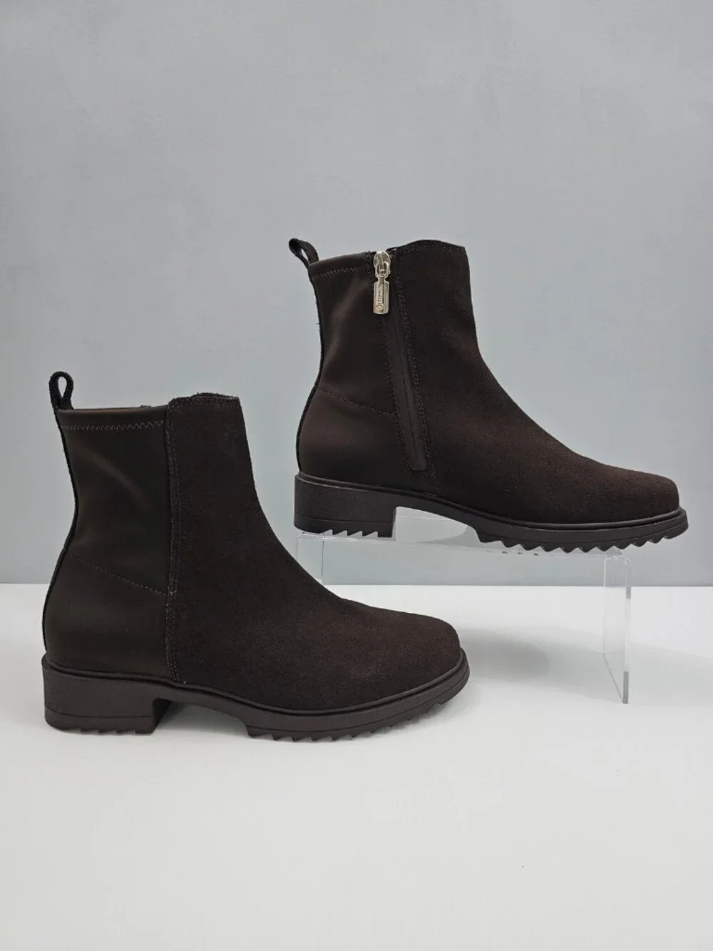 Blondo Caycie Waterproof Ankle Boot Brown Suede Chelsea Zip Fall Comfort Women 8